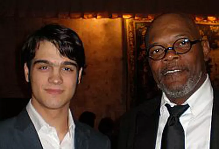 ”Lacul lebedelor”, pe gheata, la Sala Palatului