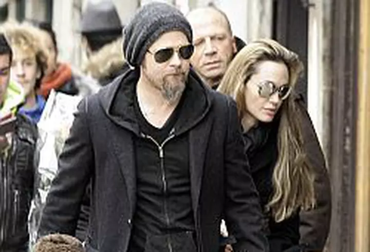 CRBL incepe o cariera solo