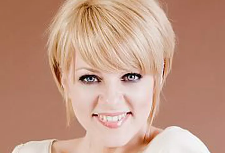 Diana Dumitrescu - Fotografii sexy pentru sotul ei