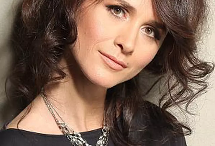 Diana Dumitrescu - Fotografii sexy pentru sotul ei