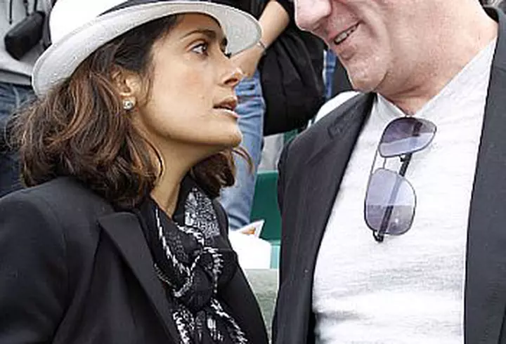 Shania Twain a divortat oficial si are deja o noua relatie