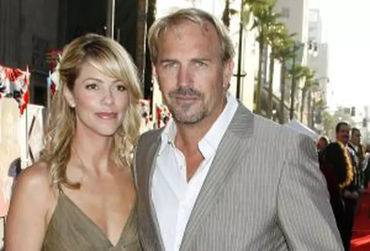 Shania Twain a divortat oficial si are deja o noua relatie