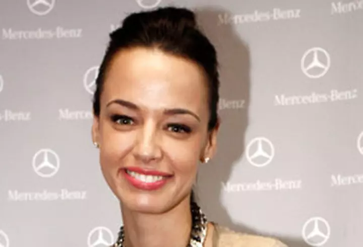 Shania Twain a divortat oficial si are deja o noua relatie