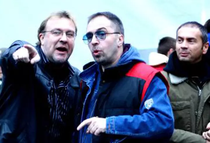 Shania Twain a divortat oficial si are deja o noua relatie