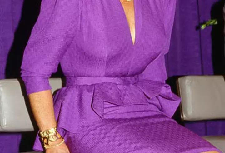 Razvan Simion - Cum sa scrii povesti in 4