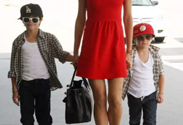 Cristina Rus - Primele poze cu fiul ei, Dragos