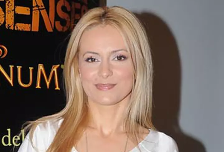 Robbie Williams lanseaza un ”best of”