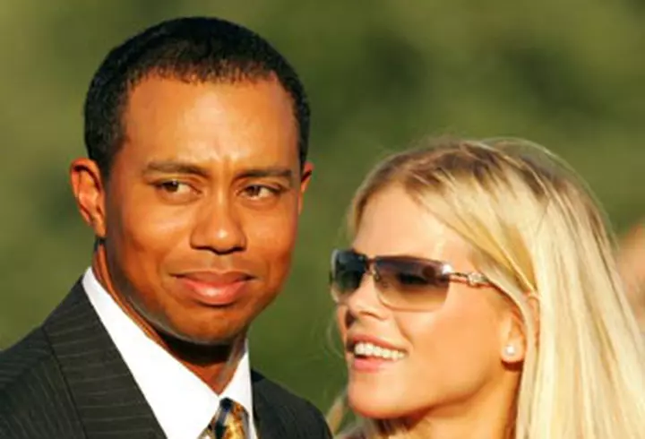 Robbie Williams lanseaza un ”best of”