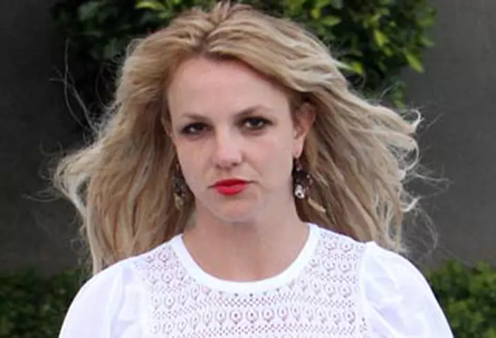 Doutzen Kroes va avea un baietel