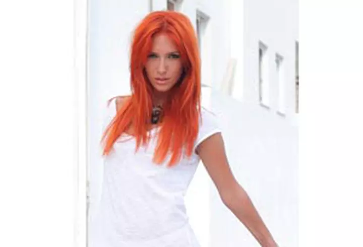 Cheryl Cole promite un nou hit - VIDEO