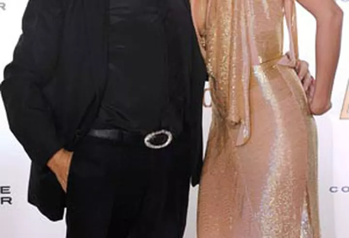 Diana Dumitrescu - Petrecere surpriza pentru sotul ei