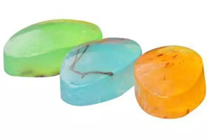 Sapunurile Royal Bouquet pentru maini catifelate