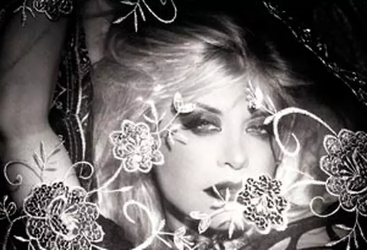 Valentina Pelinel - Invitatie la aerobic