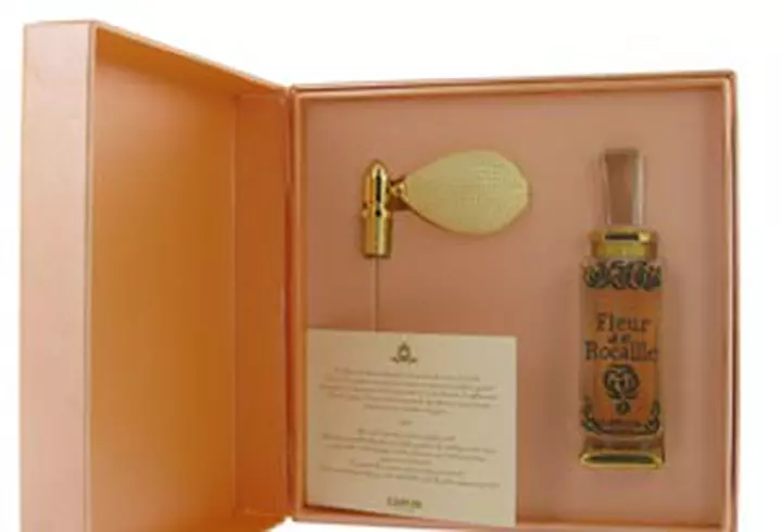 Ser cu efect de diminuare a aspectului porilor si liniior fine Ecollagen