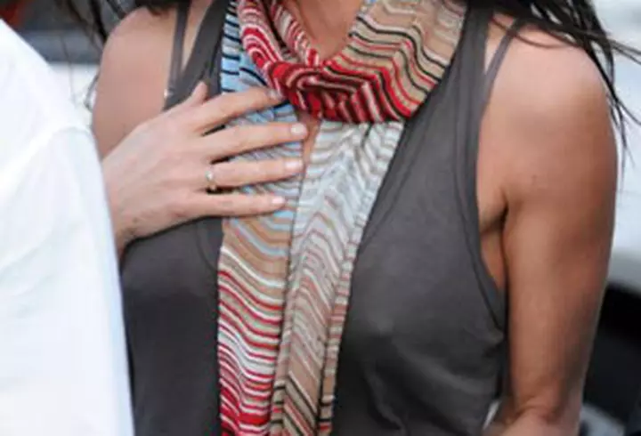 Antonia si fiica ei, Maya