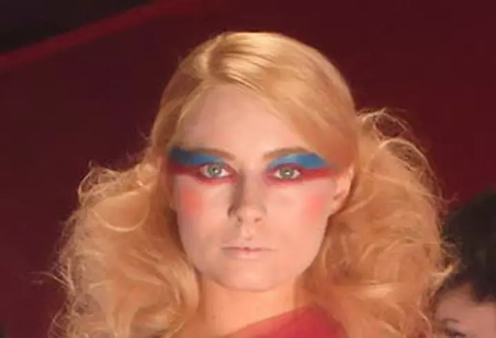 Antonia si fiica ei, Maya