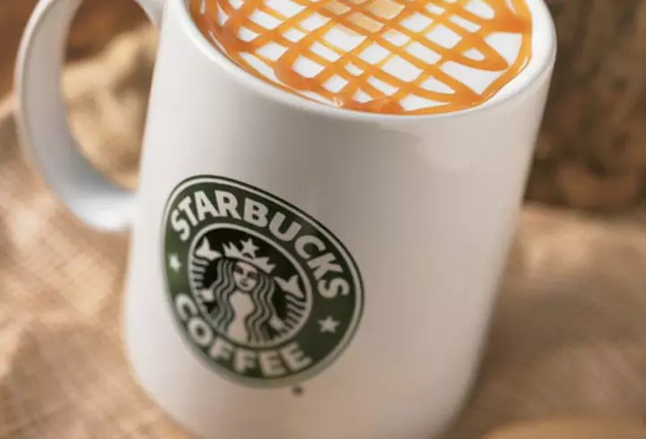 Vedetele aleg animal print