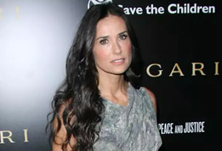 Diana Dumitrescu - Petrecere surpriza pentru sotul ei