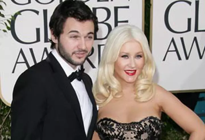 Scarlett Johansson o acuza pe Blake Lively ca i-a furat sotul