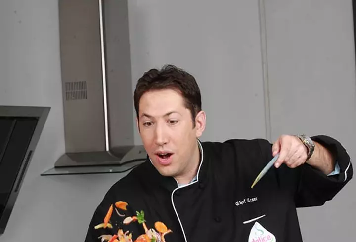 Rafael Nadal - Imaginea campaniei Bacardi Limited ”Champions Drink Responsably”