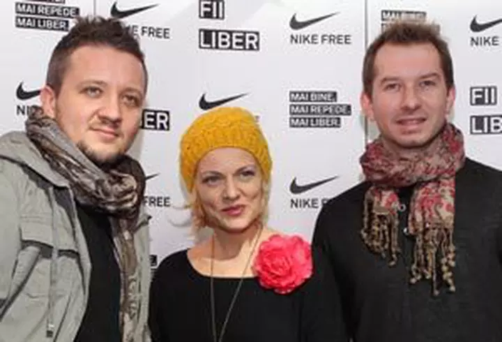 Vedete in acest weekend: Victoria Beckham, Katie Holmes si Suri