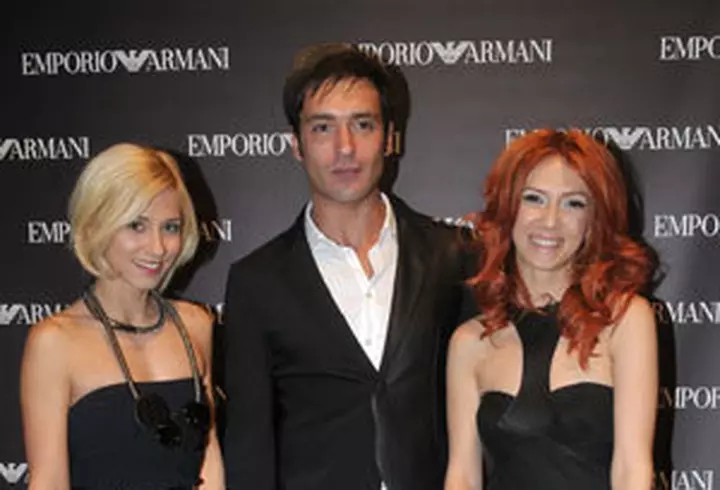 Mariah Carey a pozat nud in luna a noua de sarcina