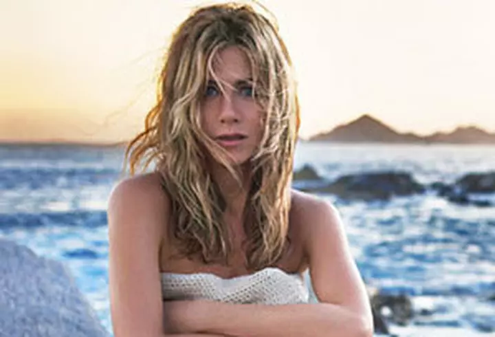 Mariah Carey a pozat nud in luna a noua de sarcina