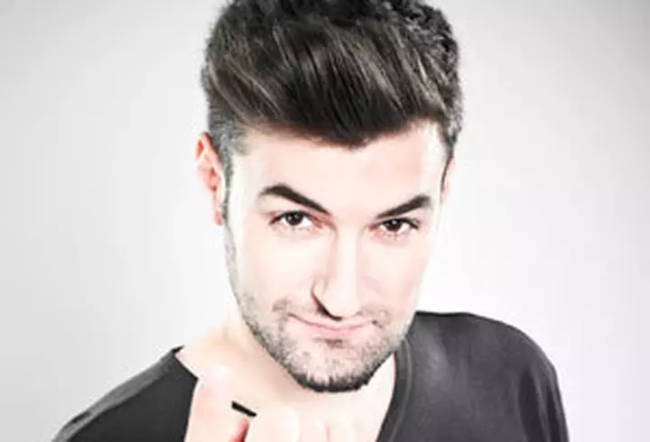 Este Carla Bruni-Sarkozy insarcinata cu gemeni?