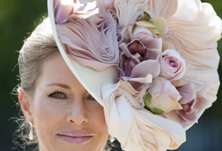 Poarta alb pentru un look confortabil si elegant