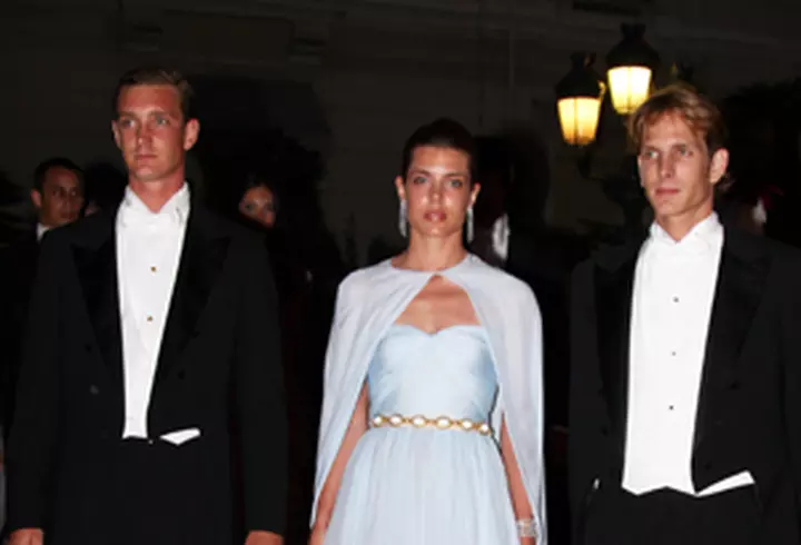 Vedetele au descoperit meniul perfect afla cine a servit, cine a gatit si, mai ales, ce?