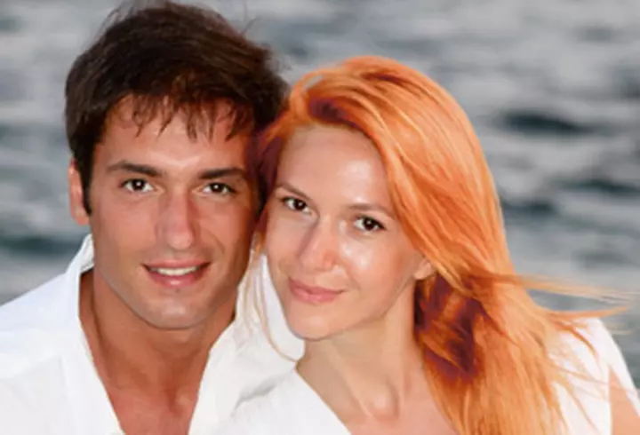 Rihanna - Lipsita de inhibitii la carnavalul din Barbados