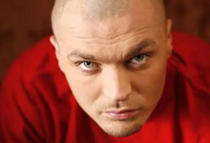 Rihanna - Lipsita de inhibitii la carnavalul din Barbados