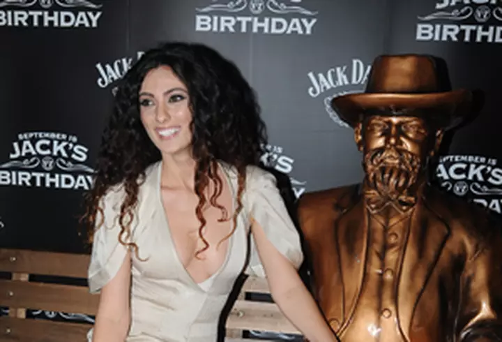 Vedetele au descoperit meniul perfect afla cine a servit, cine a gatit si, mai ales, ce?