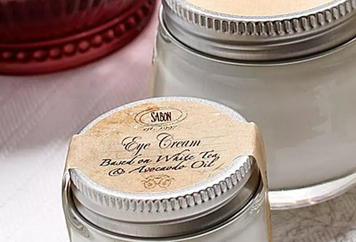 NIVEA Lip Care MED Protection si NIVEA Lip Care SOS Lip Relief