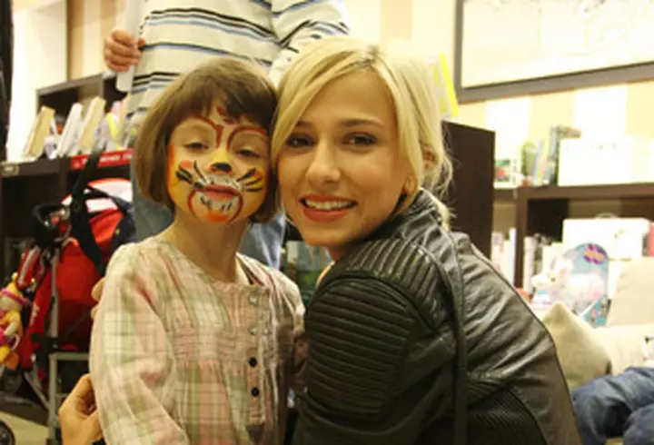 Romanca Madalina Ghenea, noua iubita a lui Leonardo DiCaprio