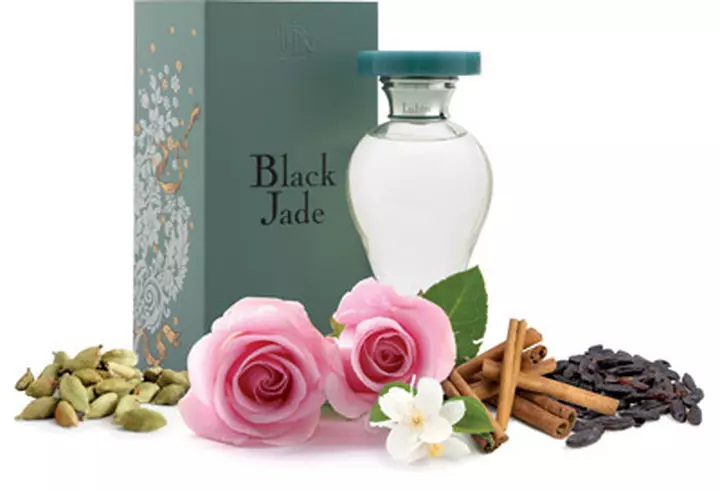 Mos Craciun comanda de pe noul website Farmec