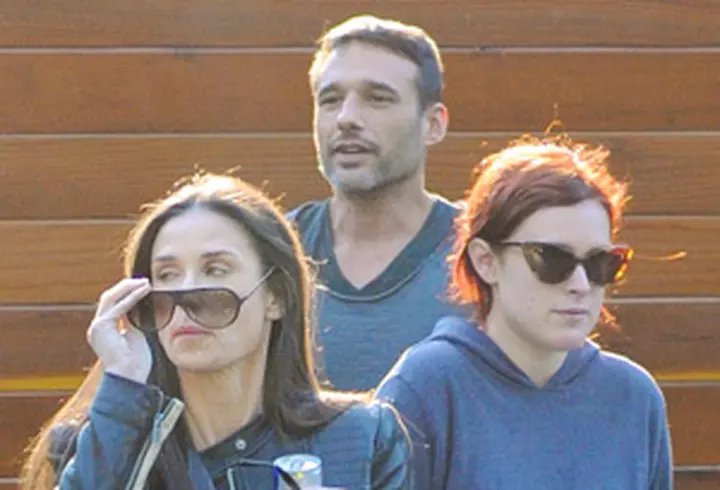 Vedete la shoppingul de Craciun: Jessica Alba, Pink, Natalia Vodianova, Gwen Stefani