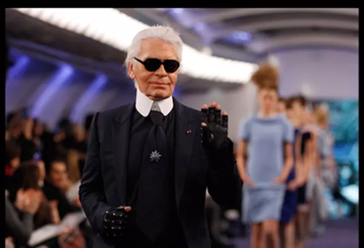 Timestrings, noua colectia de incaltaminte de la Valentino, sfideaza timpul