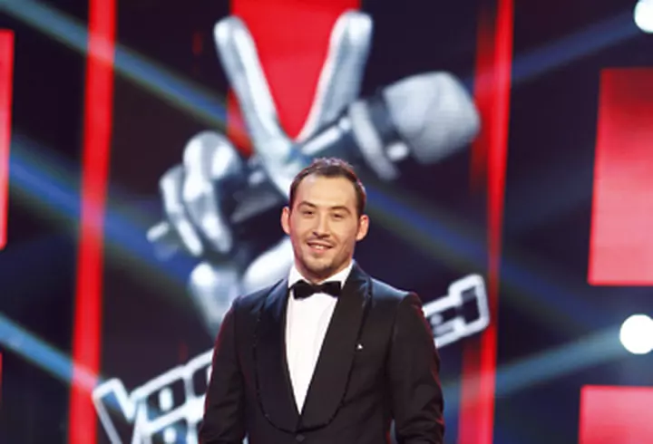 Alexandra Stan - O fata de milioane