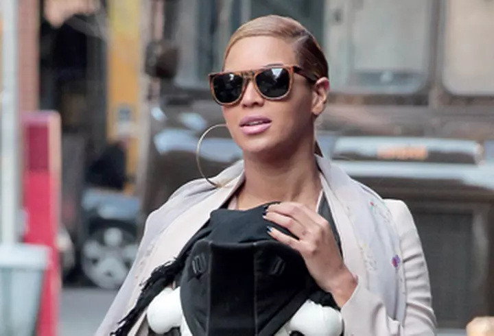 Exclusiv: Laura Cosoi, despre iubiri prezente si viitoare