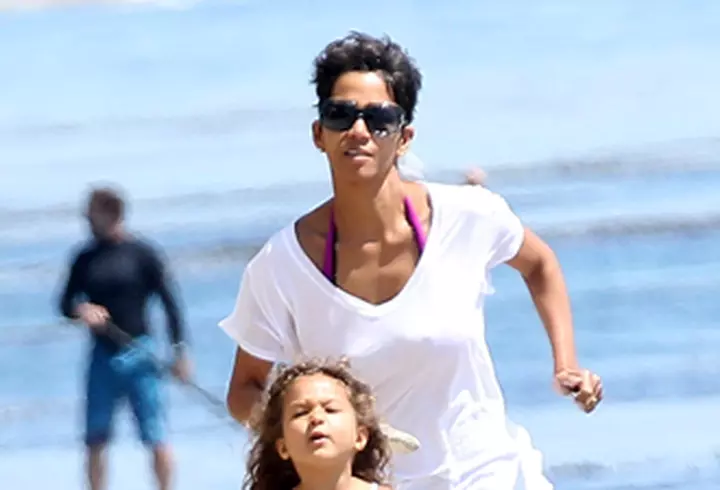 Clanul Trump a inaugurat la Toronto un hotel international ce-i poarta numele