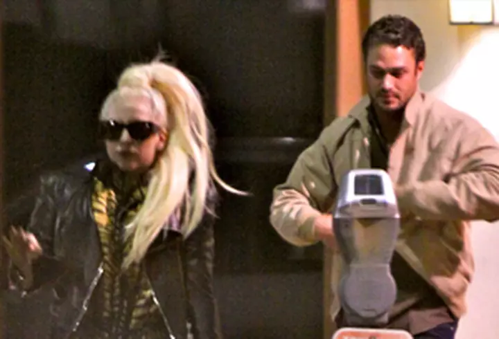 O noua colaborare in showbiz: Animal X featuring Emporio Armani