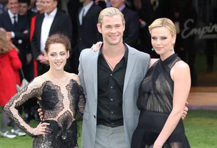 Vedete la petrecerea Calvin Klein de la Cannes: Diane Kruger, Joshua Jackson, Jessica Chastain