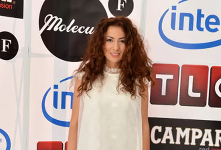 Amfitrion - Acasa la Diana Sucu