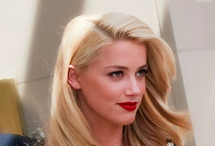 Amfitrion - Acasa la Diana Sucu