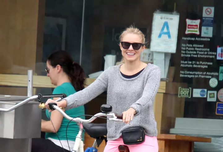 Cum arata azi vedetele din serialele anilor '90