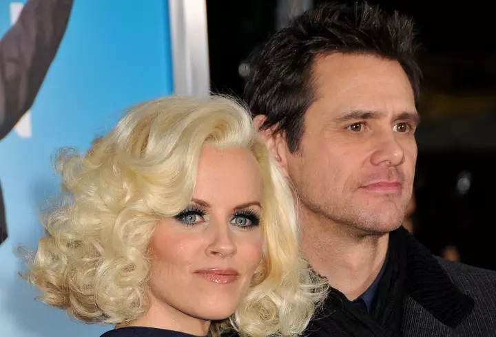 Kate Moss si Naomi Campbell urca pe podium la inchiderea Jocurilor Olimpice