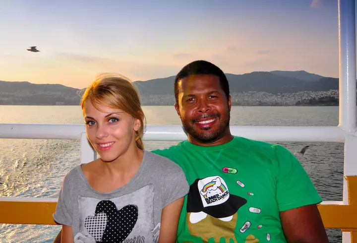 Isterie pe litoral! LaLa Band canta pentru prima data la mare