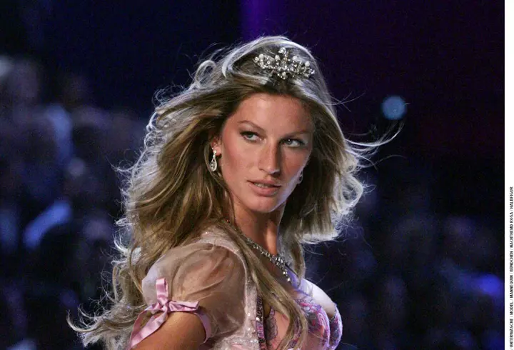 Starul care a depasit 60 de milioane de prieteni pe Facebook