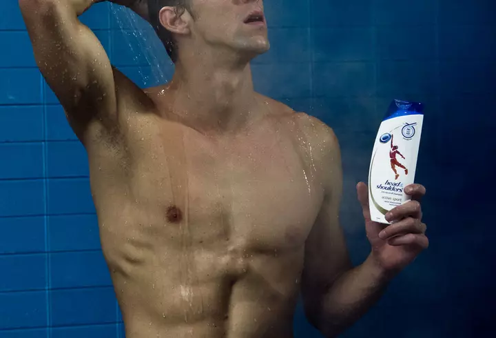 Jessica Biel, superba intr-o rochie stralucitoare